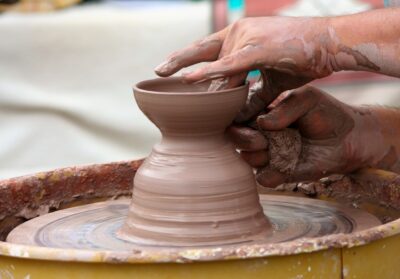 potter's wheel, clay, sculpt